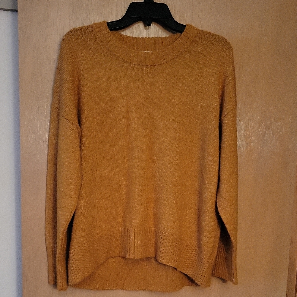 Old Navy Warm Crew Neck Sweater